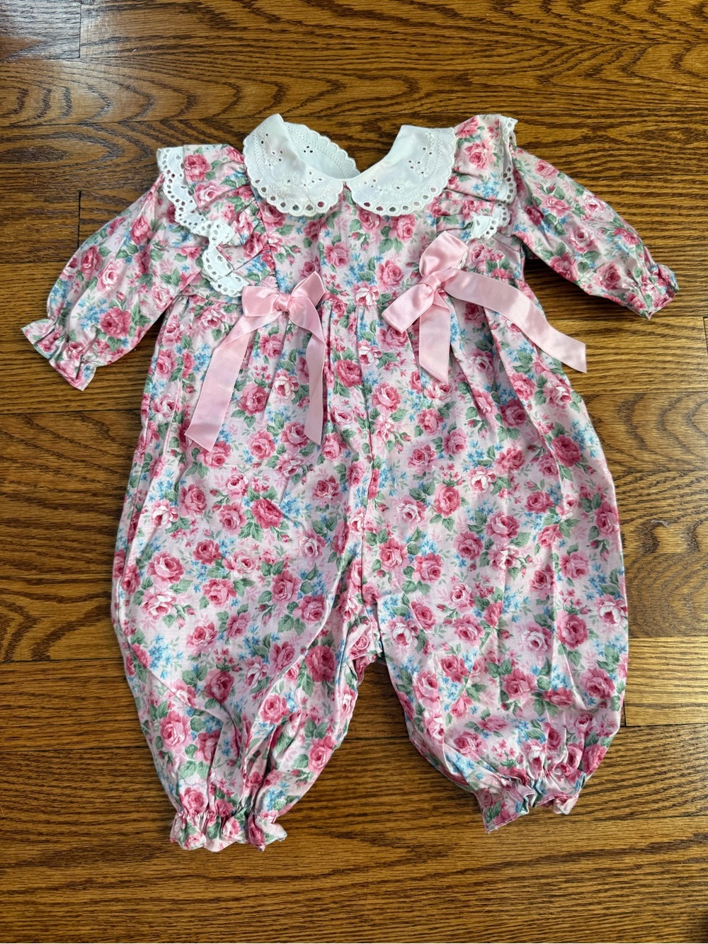 Vintage 80s 90s Pink Floral Baby Bubble Romper Eyelet Lace Collar Bows 3-6m